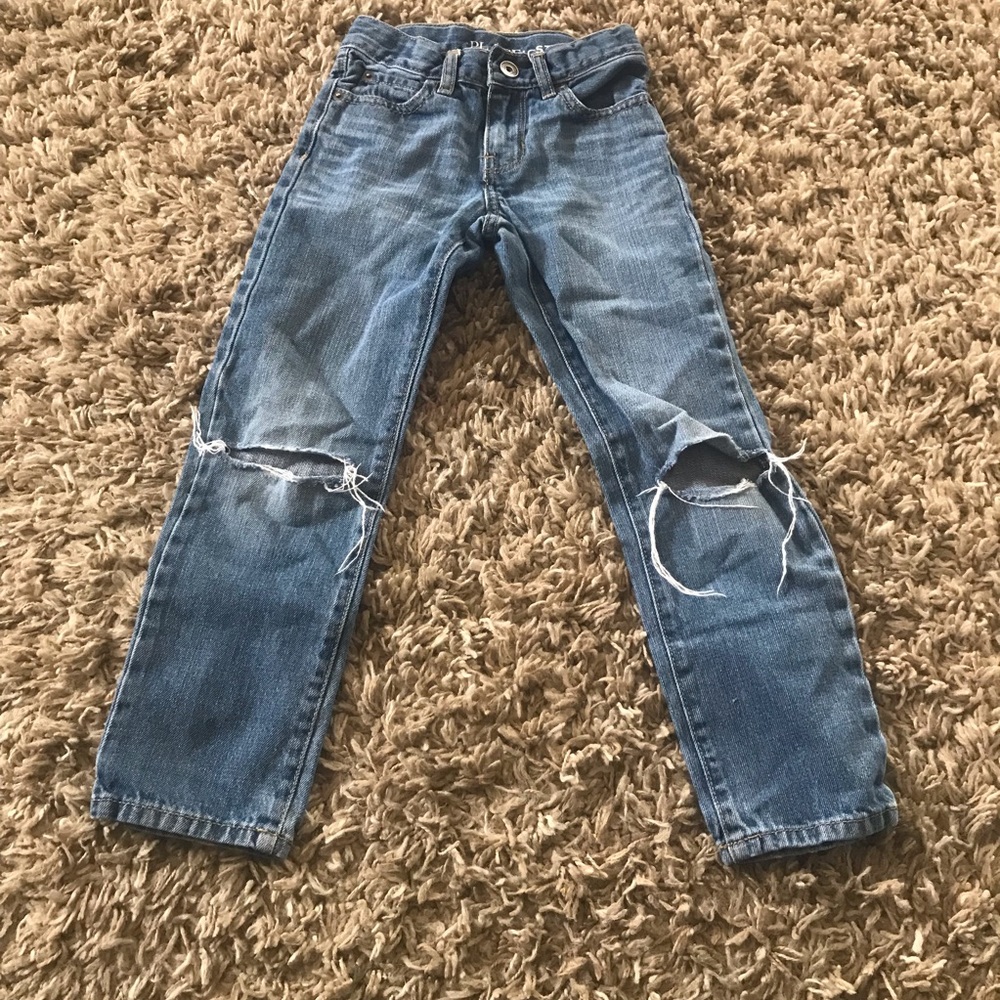 2/$20 Childrens Place Boys 6/6T Straight Leg Jeans